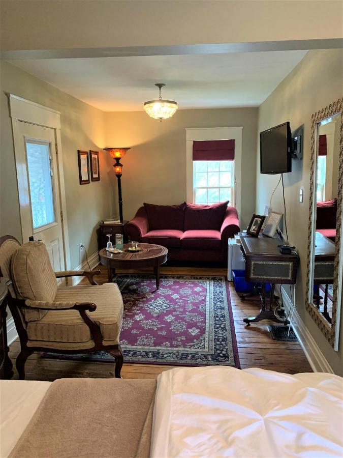 The Red Coat Bed and Breakfast Niagara-on-the-Lake Eksteriør billede