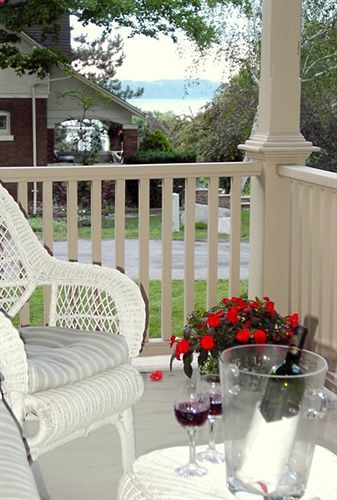 The Red Coat Bed and Breakfast Niagara-on-the-Lake Eksteriør billede